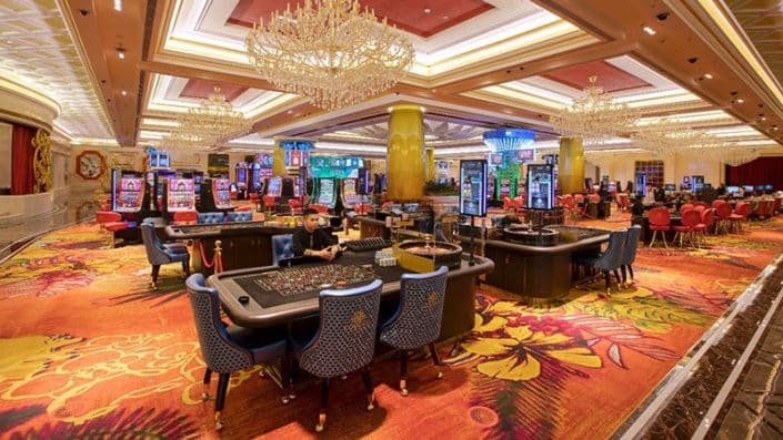 casino royal bay vinhomes global gate ha long
